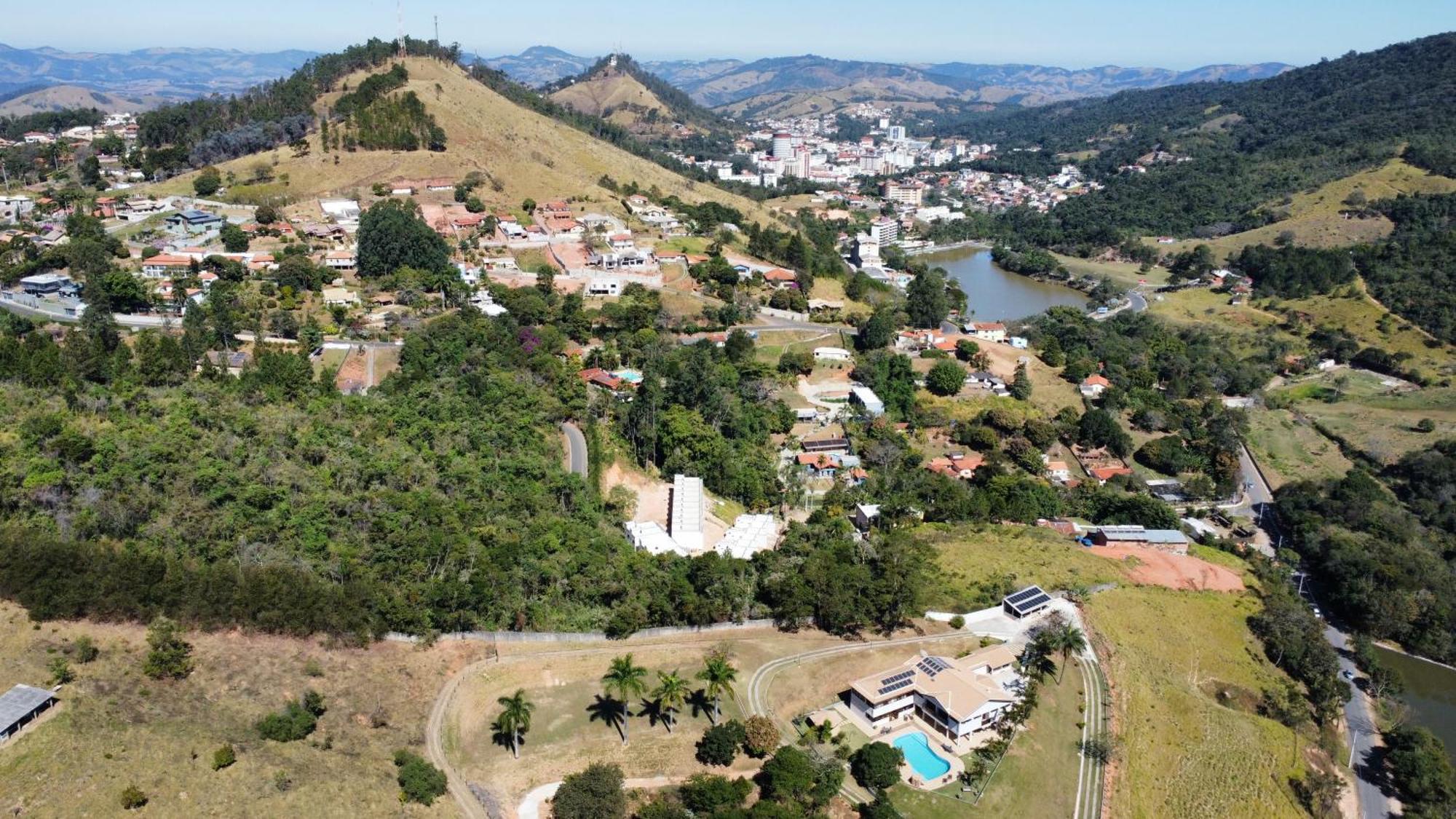 Pousada Costa Rielli Águas de Lindóia Exterior foto